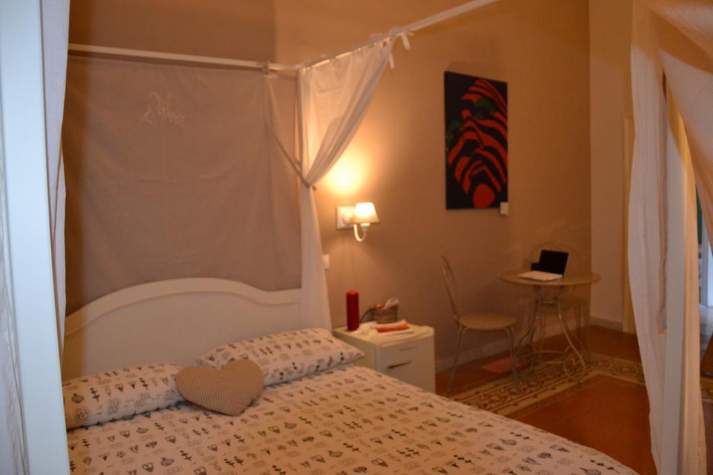 Napul'Art Bed & Breakfast Naples Room photo